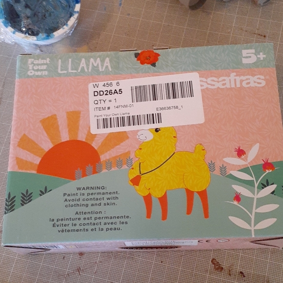 LLAMA KIT 💜🦙 - Picture 2 of 5